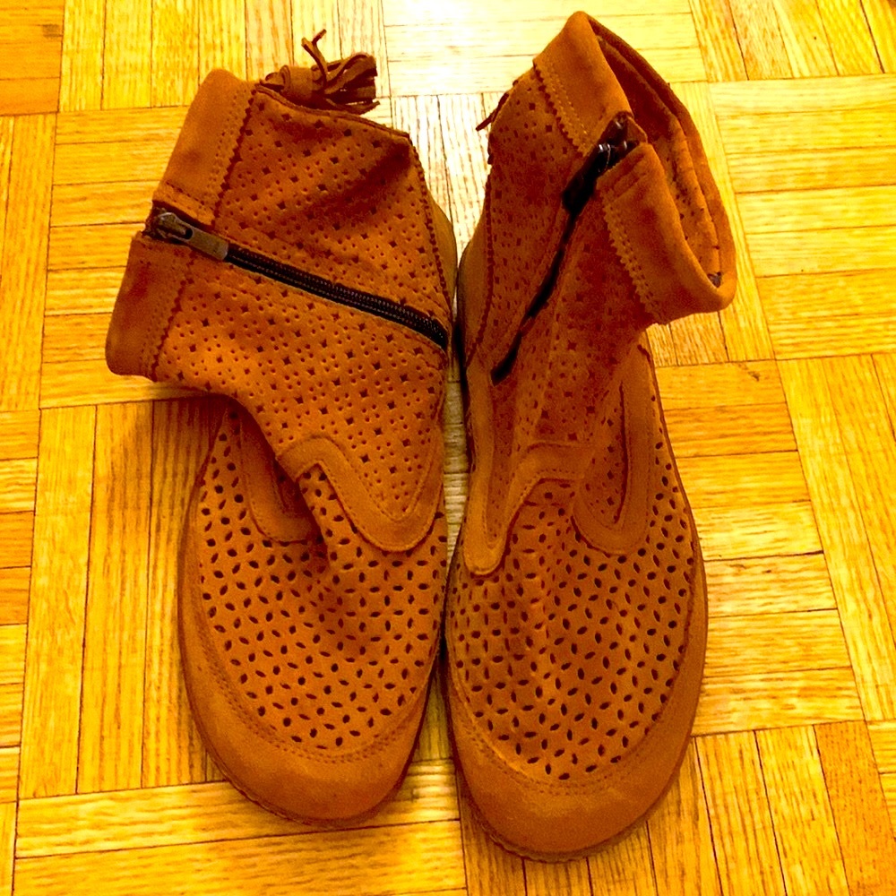EL NATURALISTA Leather/suede ankle boots, 40